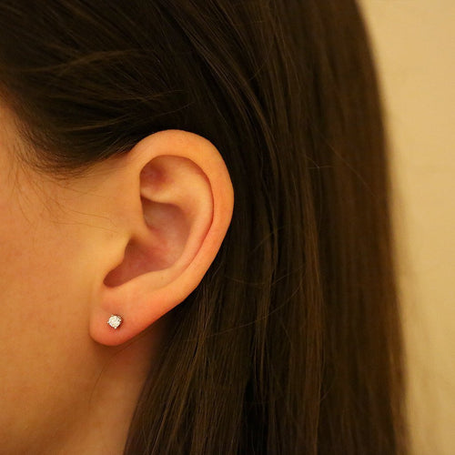 Gemvine Sterling Silver Classic 3mm Cubic Women's Ear Stud Earrings