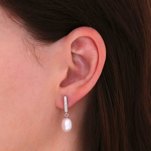 Gemvine Sterling Silver Freshwater Pearl Classic Woman's Dangle Drop Earrings